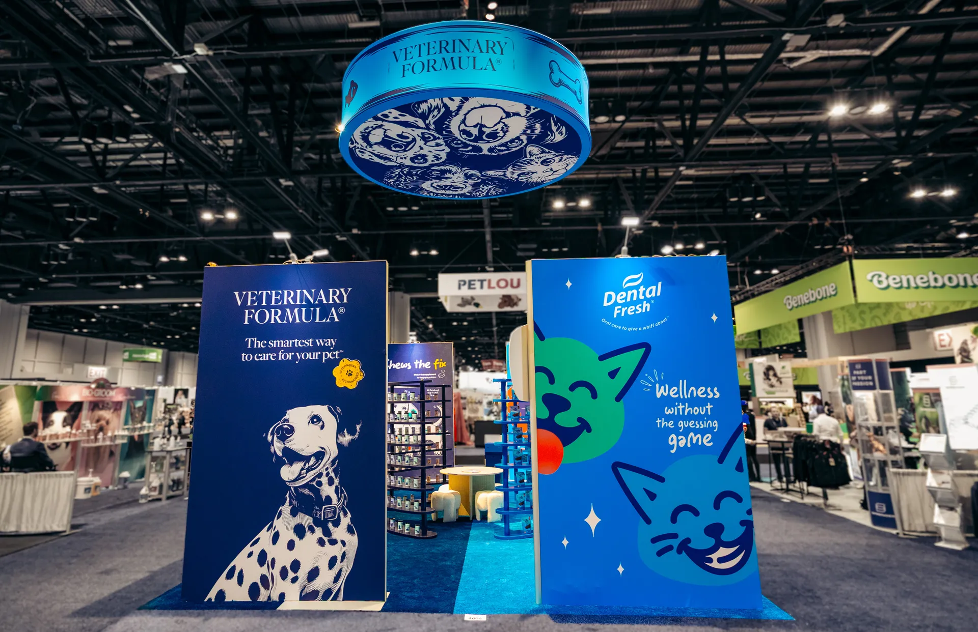 Veterinary Formula and Dental Fresh towers at the Synergy Labs exhibit
